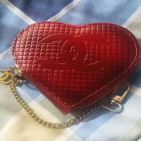 Channel coin purse
