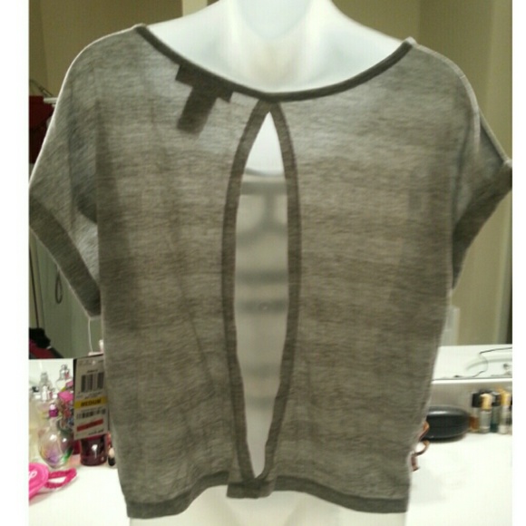 Open Back Top - Picture 2 of 2