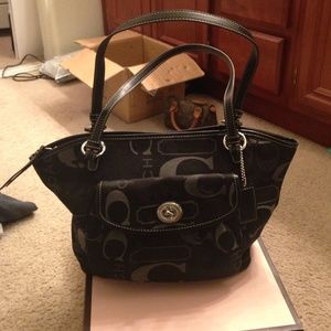 *~*~*~ Coach Tote*~*~*