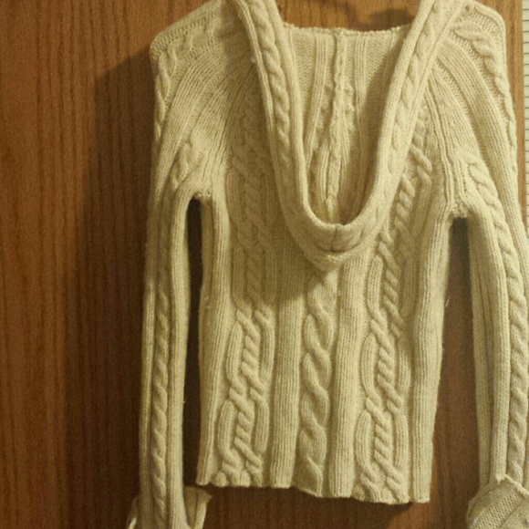 Sweater - Picture 2 of 2