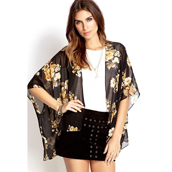 ❌SOLD❌ Floral Kimono 🌸 - Picture 3 of 3