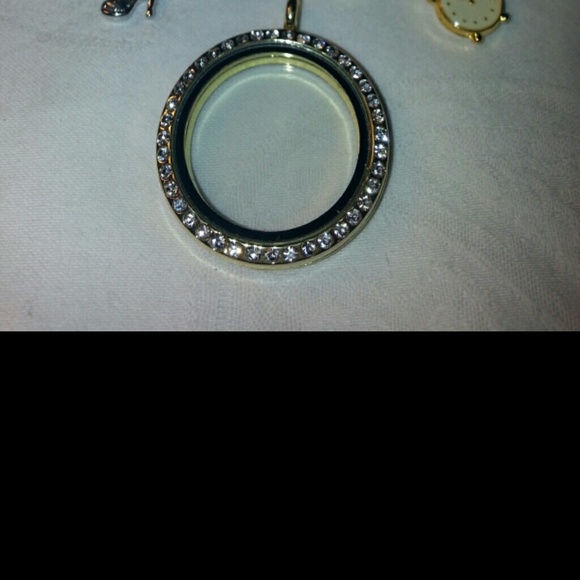 Golden glass locket for charms. 30mm Crystal bezel