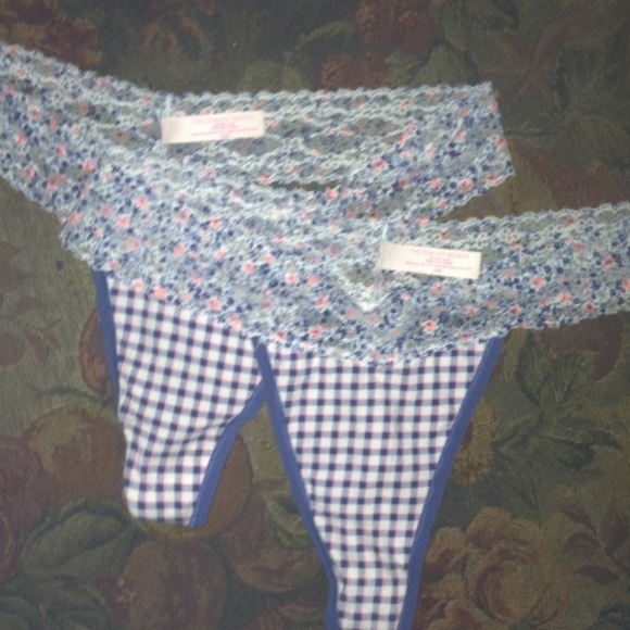 Victorias Secret low rise thong L