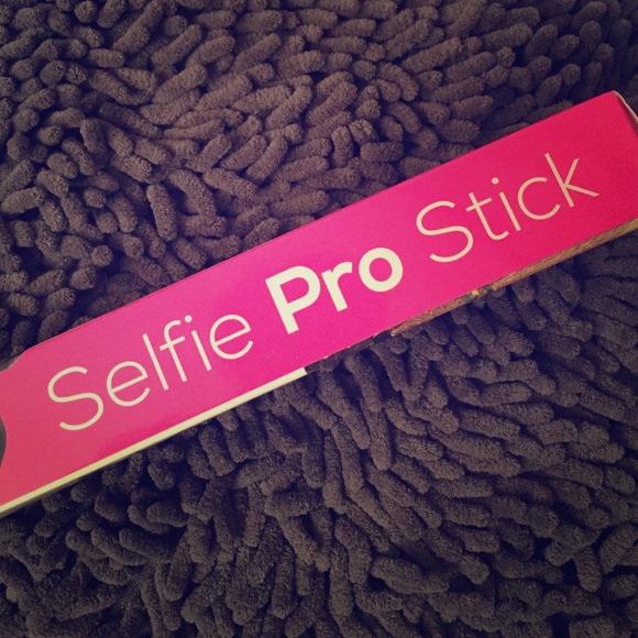 🎀 Pink Selfie Stick 🎀