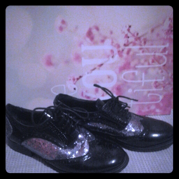 Dress Shoes - Picture 1 of 1