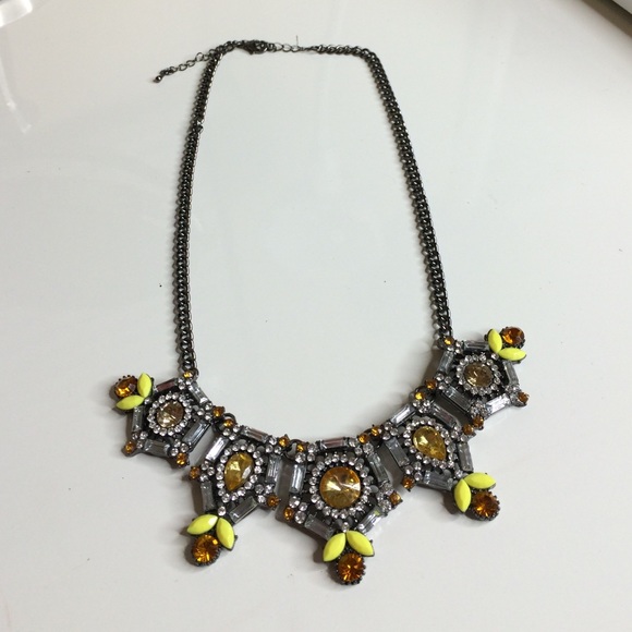 Statement necklace