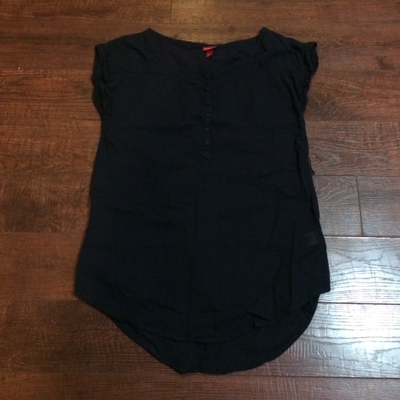 Navy cotton shirt.