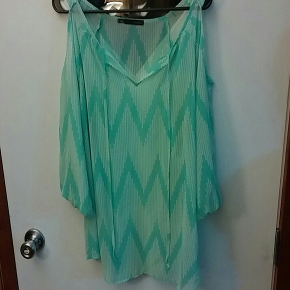 *sold*Sheer chevron mint and white Maurices top - Picture 1 of 2