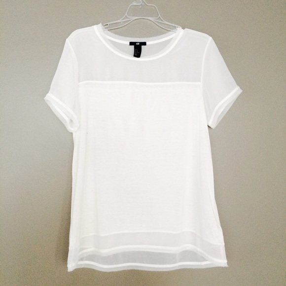 H&M Tops - ⭐️HP⭐️ [H&M] T-shirt with sheer panels