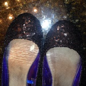 BLACK SPARKLY FLATS