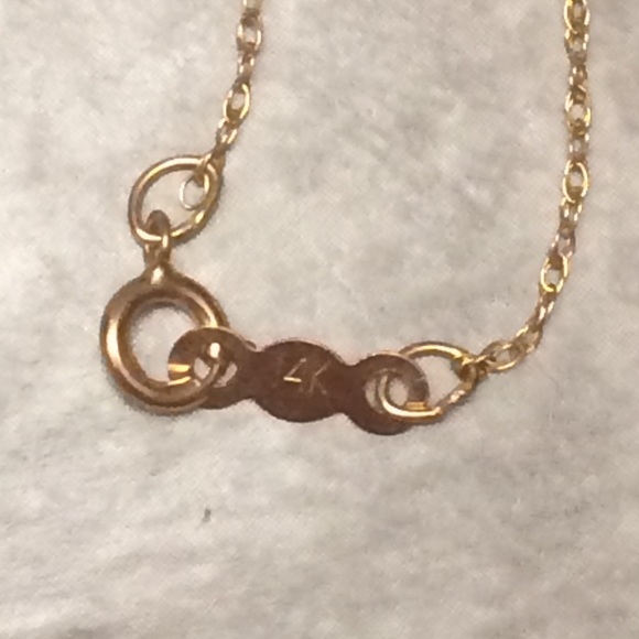 ⚡️sale⚡️14k gold baby shoe pink jade necklace - Picture 3 of 3