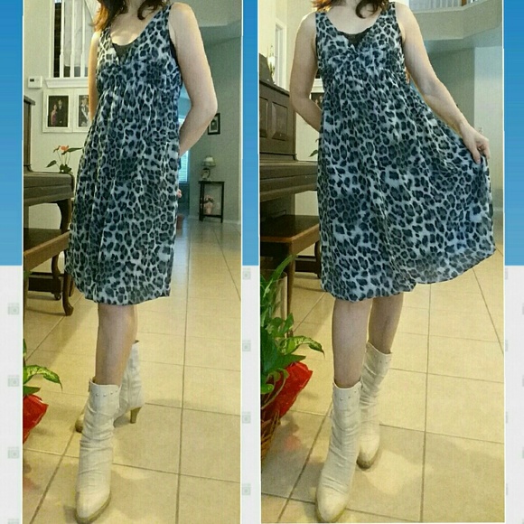Animal print sleeveless dress.