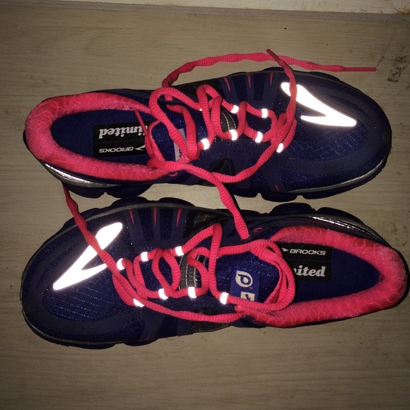 Brooks Limited Running Shoes