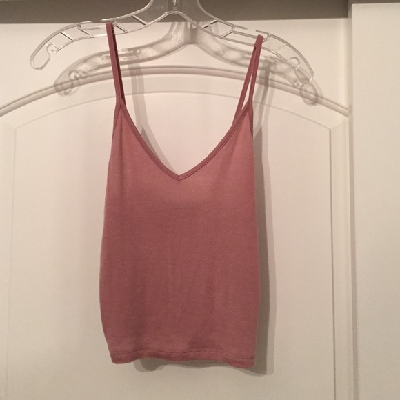 Brandy Melville Tops - Cropped tank