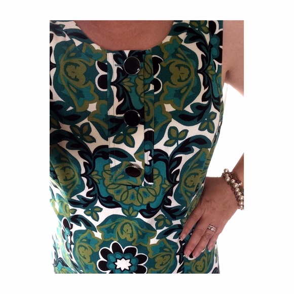 🌸HP 6/20🌸60s Inspired Ann Taylor Floral Dress