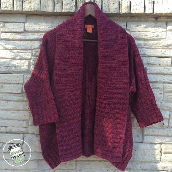 Quarter sleeve Deep Red Knit Cardigan
