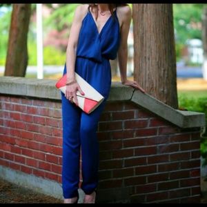 New cross front strape jumpsuit