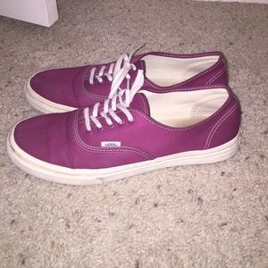 Maroon women's vans