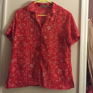 Bandana Print/Paisley red button up short sleeve t