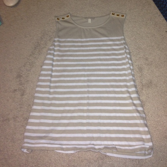 Banana Republic Sleeveless shirt