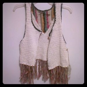 Gimmicks by BKE tassle vest