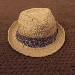 Roxy hat!