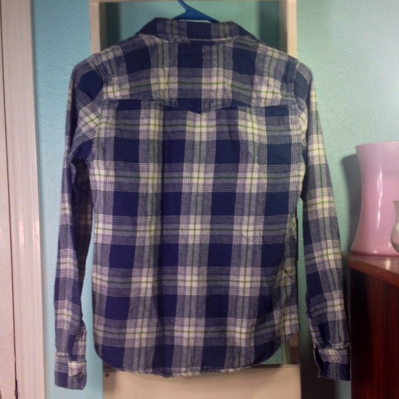 Flannel - Picture 3 of 4