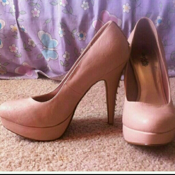 Peplum dress - Picture 3 of 4