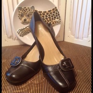 BCBG Slip on pumps
