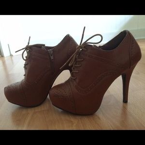 $20 Charlotte Russe Brown Lace Heels!!