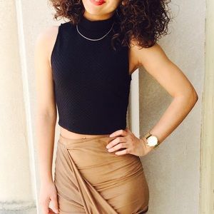 Turtle neck crop top