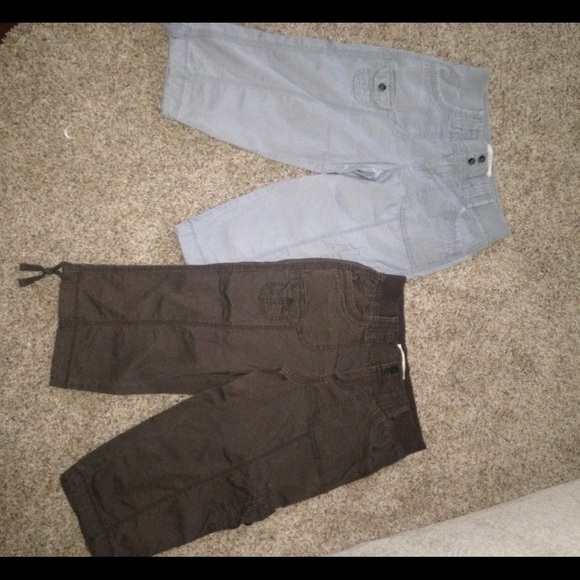 2 pairs of capris