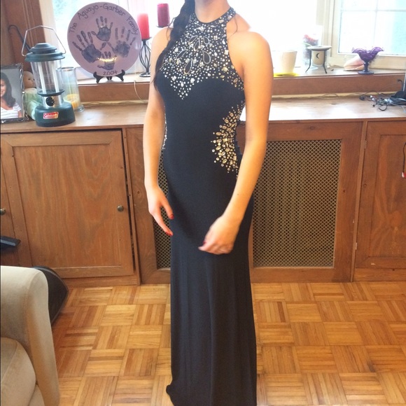 Gorgeous black glam prom dress - Picture 3 of 4