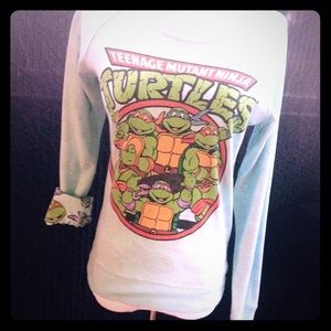 Reversible!! TMNT sweater 🐢