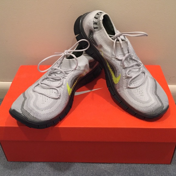 Mens Nike free flyknit +