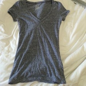 American Eagle V-neck