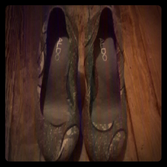 ALDO WEDGES