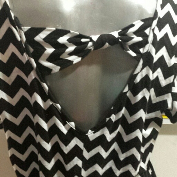 Cute chevron print skater dress