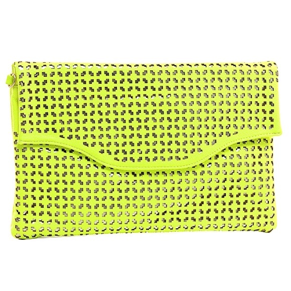 Clutches & Wallets - ☀️️️Trendy listing for Ashley☀️