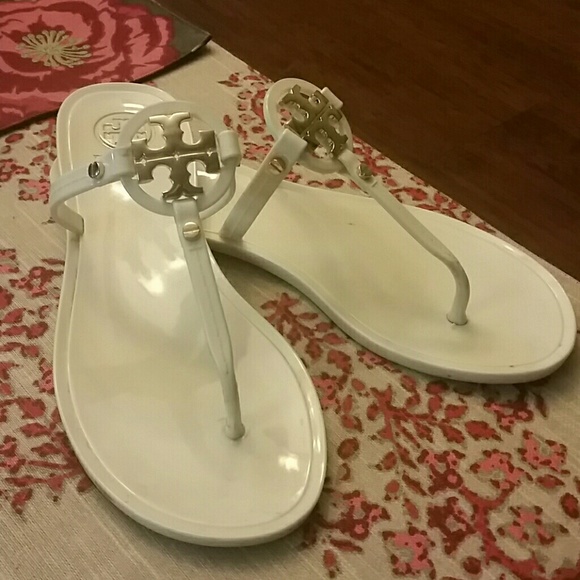 Cream Tory Burch sandals authentic