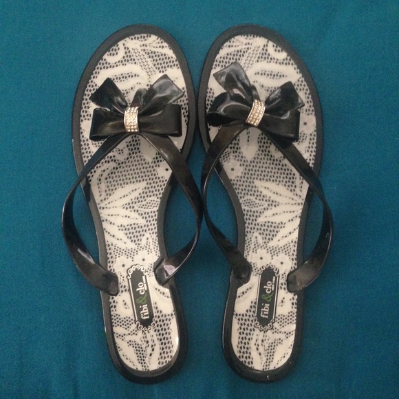 Fibi & Clo Black Sandals