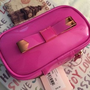 Ted Baker Accessories - 🎀Ted Baker Bow Jewelry Case🎀 Ted Baker Accessories - 🎀Ted Baker Bow Jewelry Case🎀