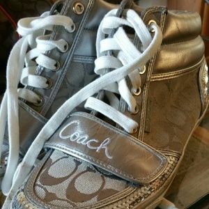 Authentic Coach Silver Mids Size 9