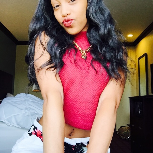 Maroon crop top