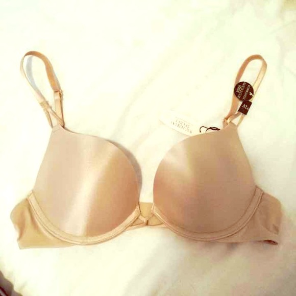 🚫SOLD🚫 NWT VS bombshell 32A