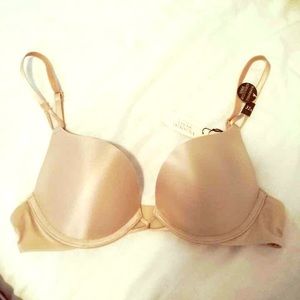 🚫SOLD🚫 NWT VS bombshell 32A