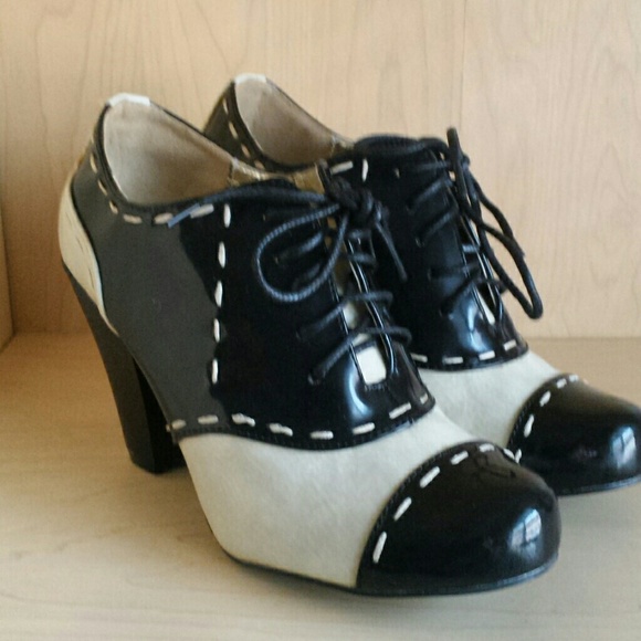 Modcloth Bolaro Retro Heels