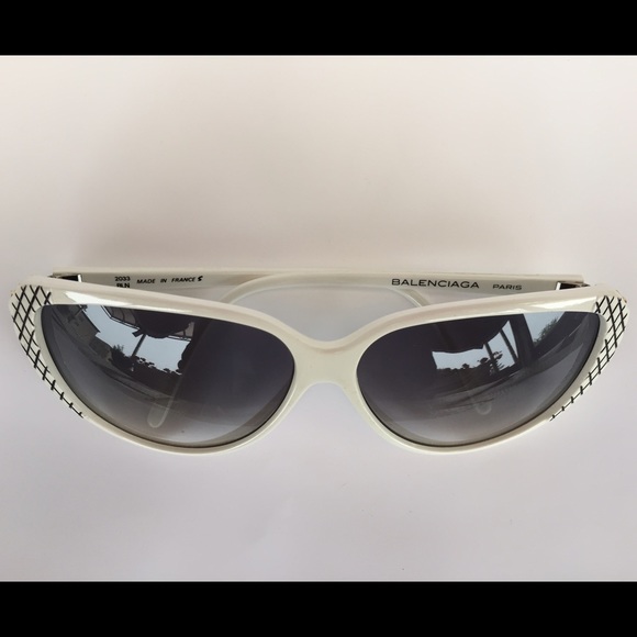 100% AUTHENTIC VINTAGE BALENCIAGA SUNGLASSES 2033 - Picture 4 of 4