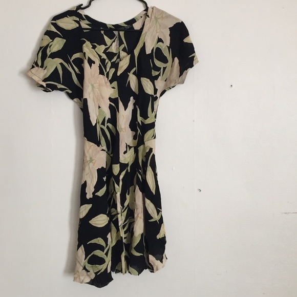 Vintage a line floral dress
