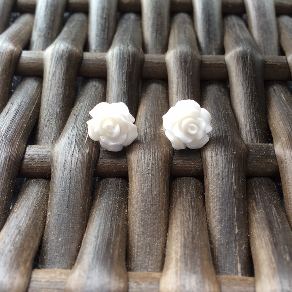 Ivory Rose Earrings